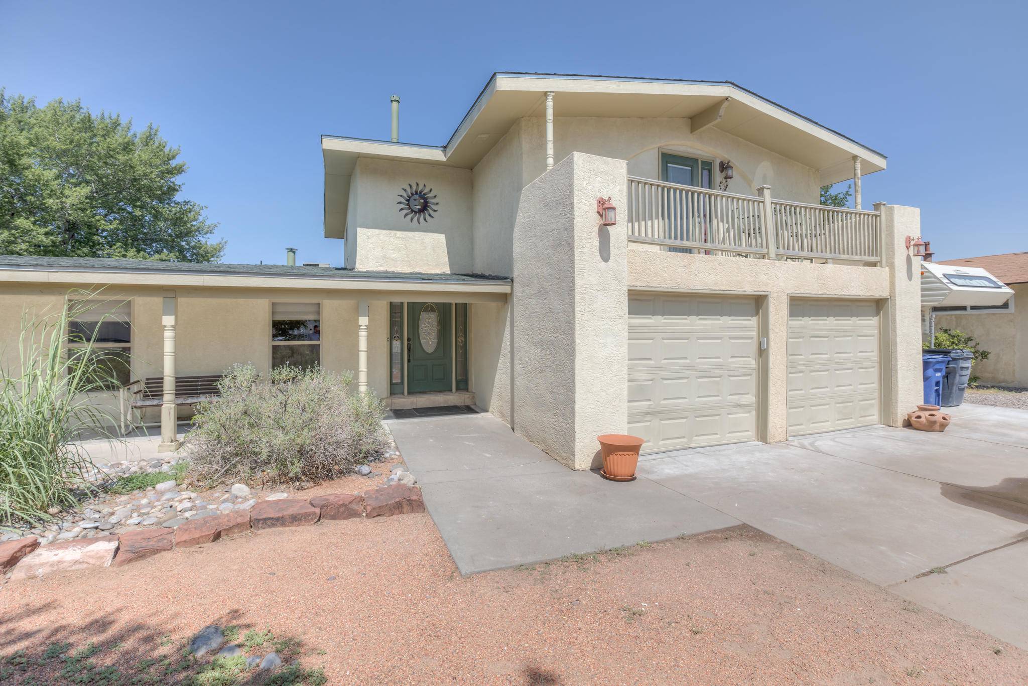 2305 ALGODONES ST NE, Albuquerque, NM 87112