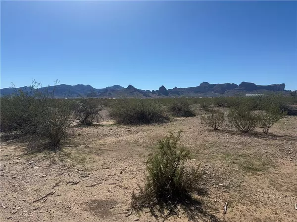 Golden Valley, AZ 86413,2001 S Cordes RD