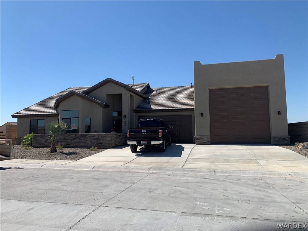1296 E Cherry Creek DR, Fort Mohave, AZ 86426