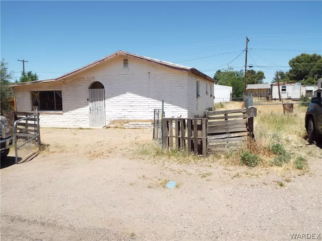 Kingman, AZ 86409,3535 E CARDINAL LN