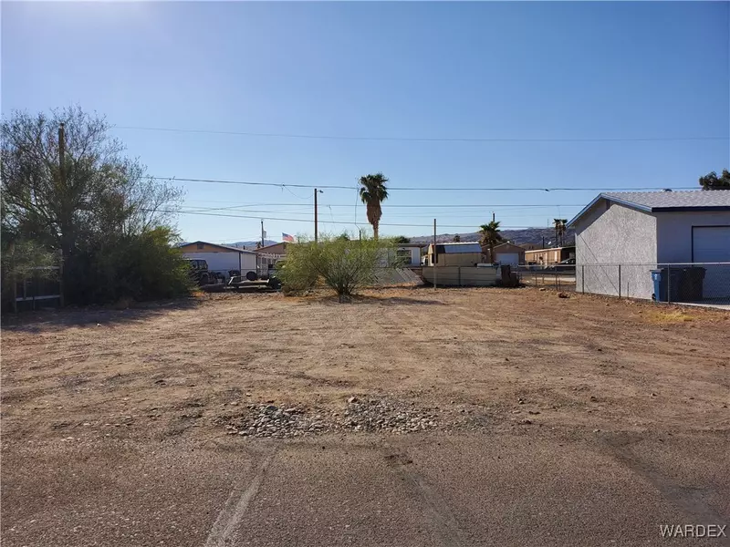 1807 El Monte DR, Bullhead City, AZ 86442