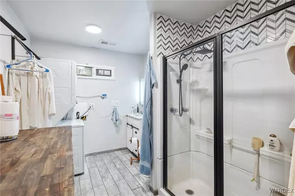 10595 S Queens RD Mohave Valley, AZ 86440