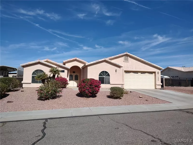 1965 Pyramid Lake Place CT, Fort Mohave, AZ 86426