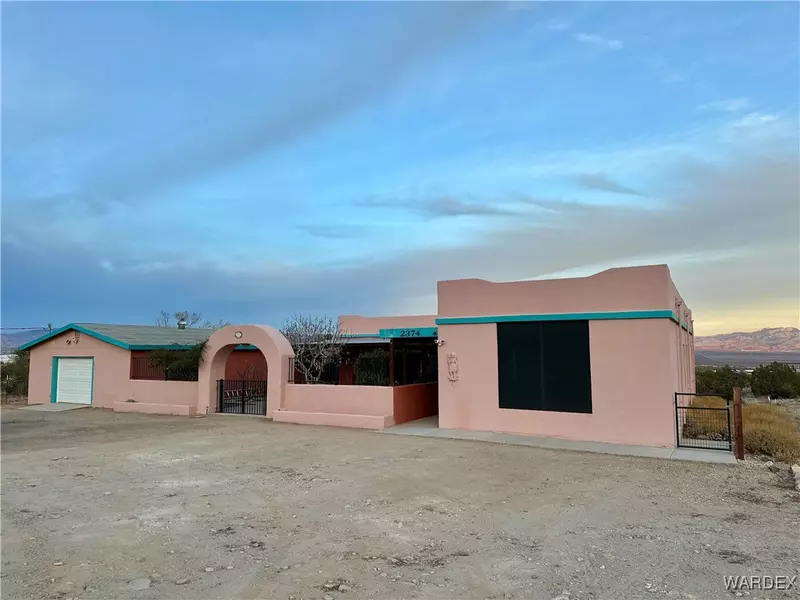 2374 S Dilkon RD, Golden Valley, AZ 86413