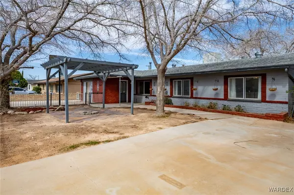 2533 Lillie AVE,  Kingman,  AZ 86401
