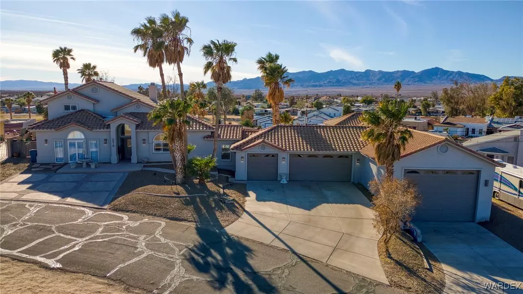 2519 Country Club PL, Bullhead City, AZ 86442