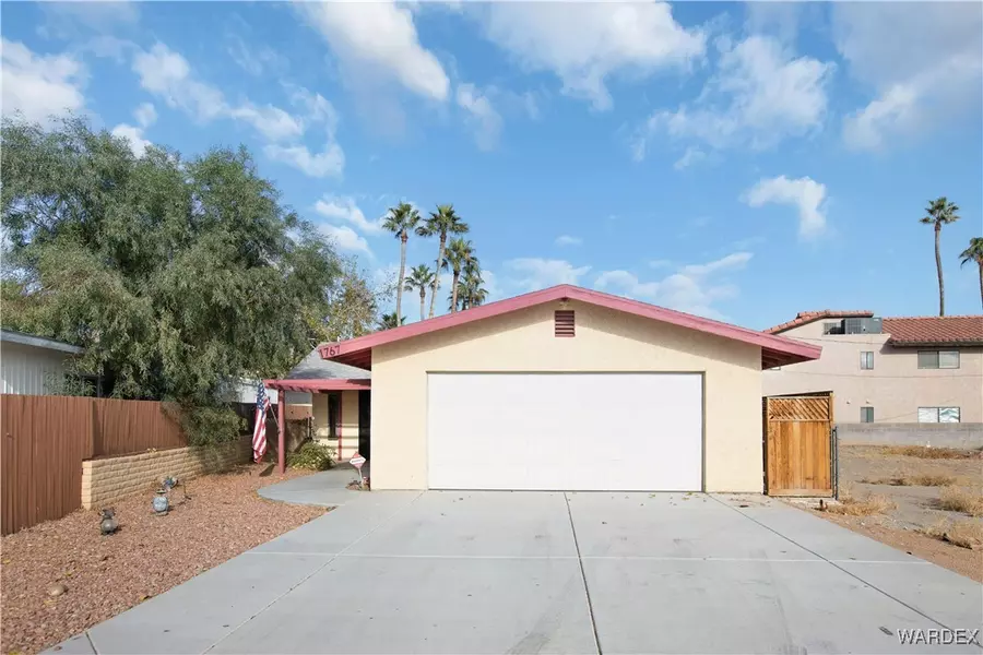 1767 Riverside DR, Bullhead City, AZ 86442