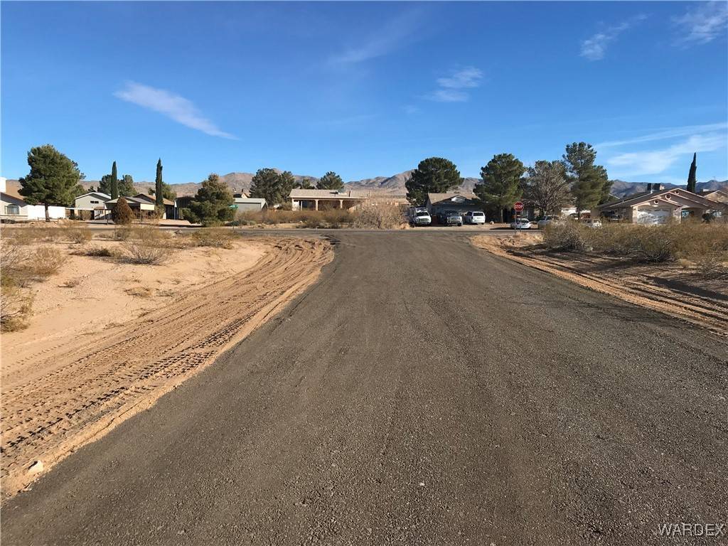 Kingman, AZ 86401,6916 E Concho CIR