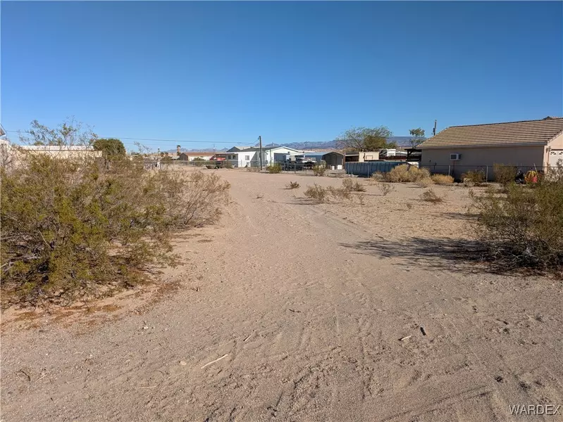 12633 S Apache Pkwy, Topock, AZ 86436