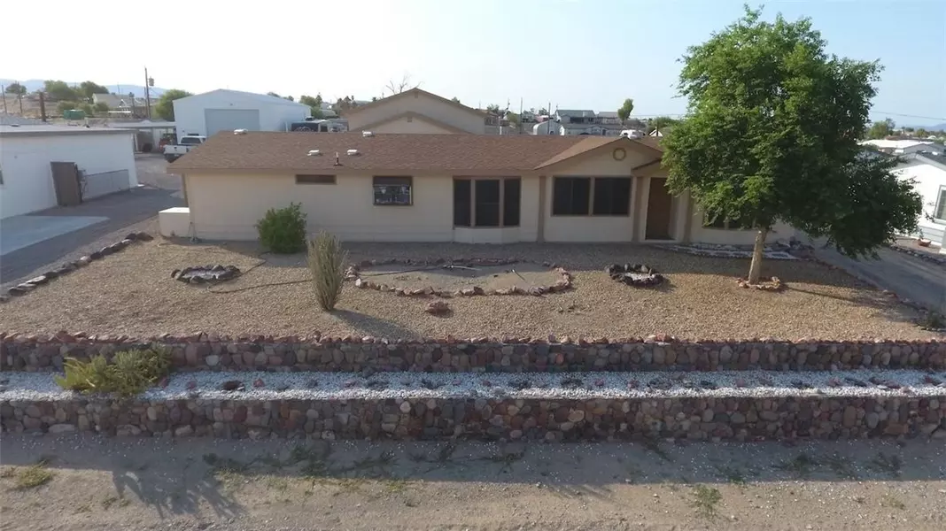 2445 E Hound DR, Fort Mohave, AZ 86426
