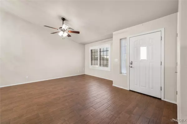 2255 Del Cristal Bullhead City, AZ 86442