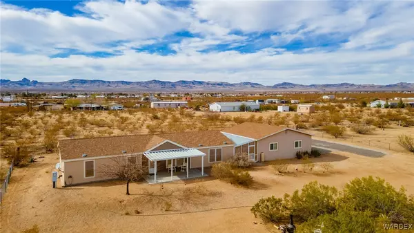 3549 N Glen Canyon RD, Golden Valley, AZ 86413