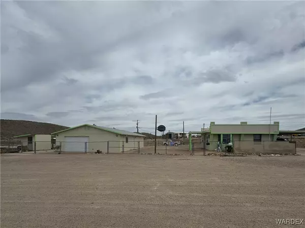6959 W Concho DR, Dolan Springs, AZ 86441