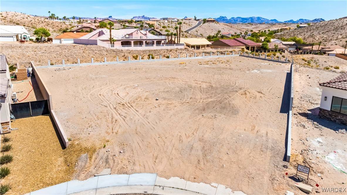 2893 Tuscany WAY, Bullhead City, AZ 86429
