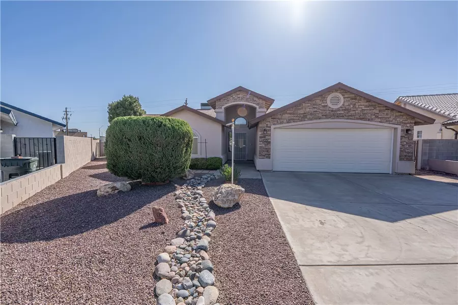 3790 Steel AVE, Kingman, AZ 86409
