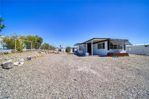 2300 Pima LN, Bullhead City, AZ 86442