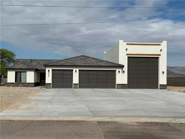 5791 S Wishing Well DR, Fort Mohave, AZ 86426