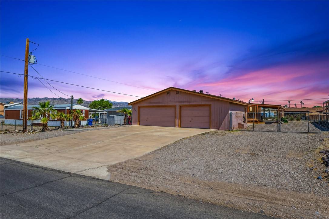 1611 Talc RD, Bullhead City, AZ 86442