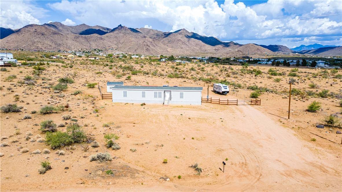 3954 N Bagdad RD, Golden Valley, AZ 86413