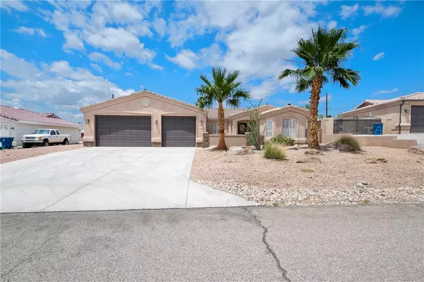 1681 Cardinal DR, Lake Havasu, AZ 86403