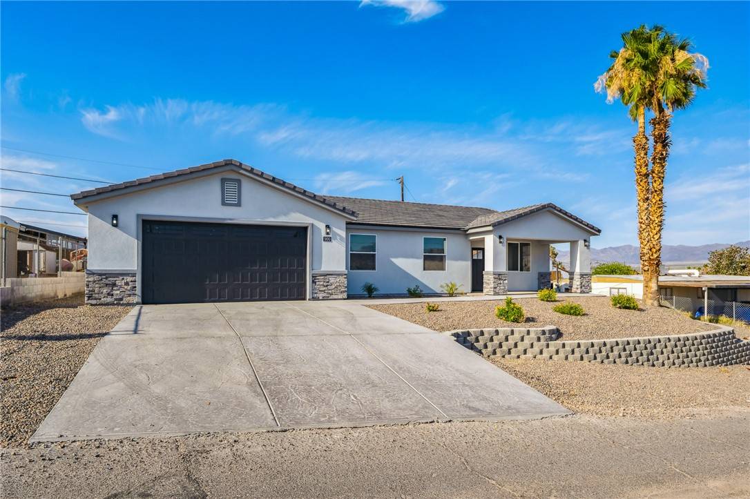 900 Sea Spray DR, Bullhead City, AZ 86442