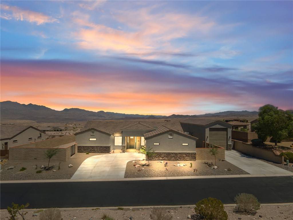 3259 Esmerelda DR, Bullhead City, AZ 86429