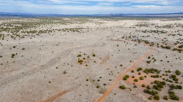0000 Rocky Top RD, Seligman, AZ 86337