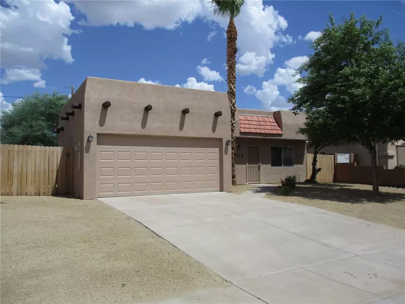 5112 S Amber Sands Drive, Fort Mohave, AZ 86426