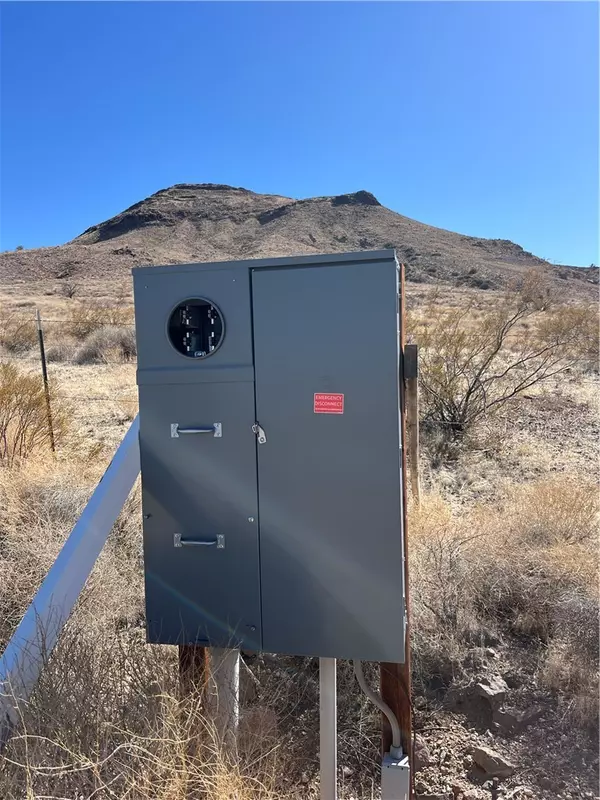 8300 N Salida Del Sol LN, Kingman, AZ 86409