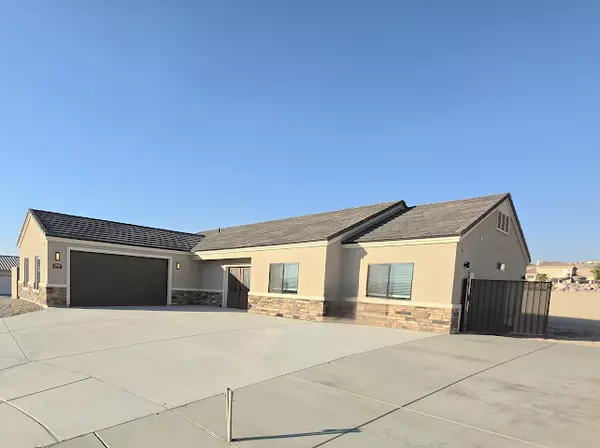 2850 Cactus Bloom DR, Bullhead City, AZ 86429