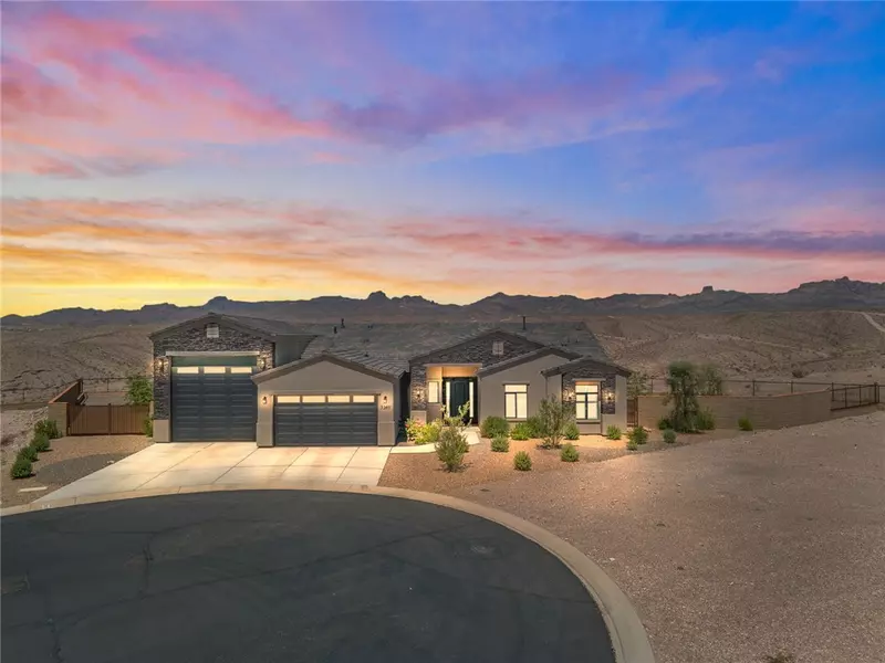 3269 Gila DR, Bullhead City, AZ 86442