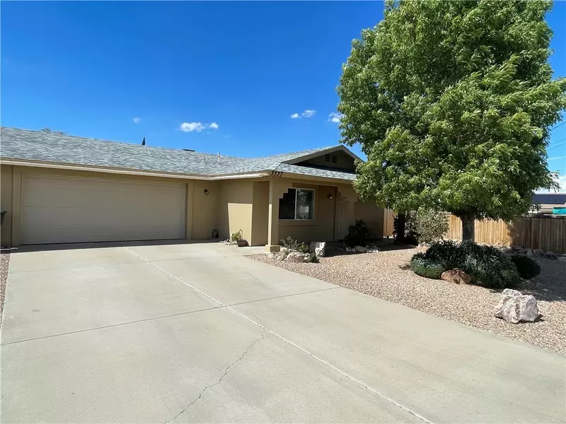 3337 N Apache ST, Kingman, AZ 86401