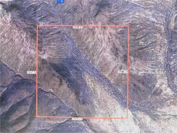 015 Hermit Dr, Golden Valley, AZ 86413