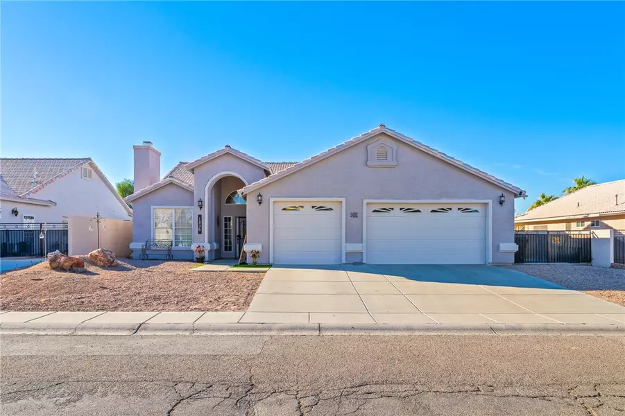 1896 E Shasta Lake DR, Fort Mohave, AZ 86426