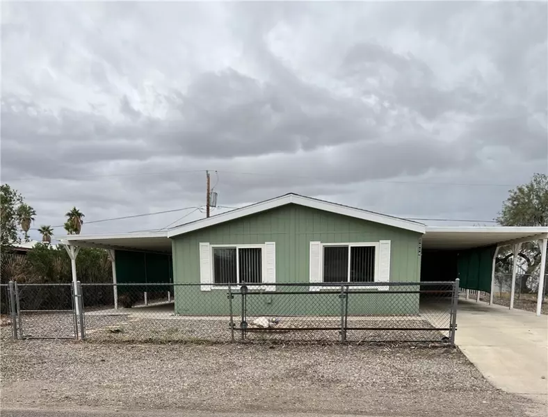 1064 Holly ST, Bullhead City, AZ 86442