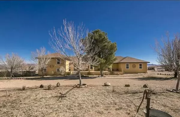 9370 N Avenida Obregon, Kingman, AZ 86409