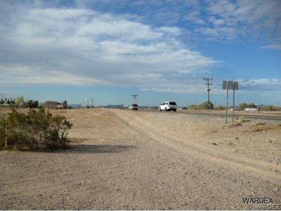 28035 Stone and Hwy 72, Bouse, AZ 85325