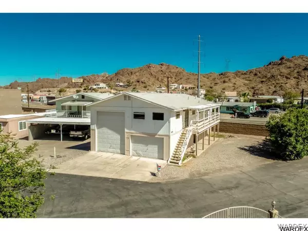 36925 Trout LN, Parker, AZ 85344