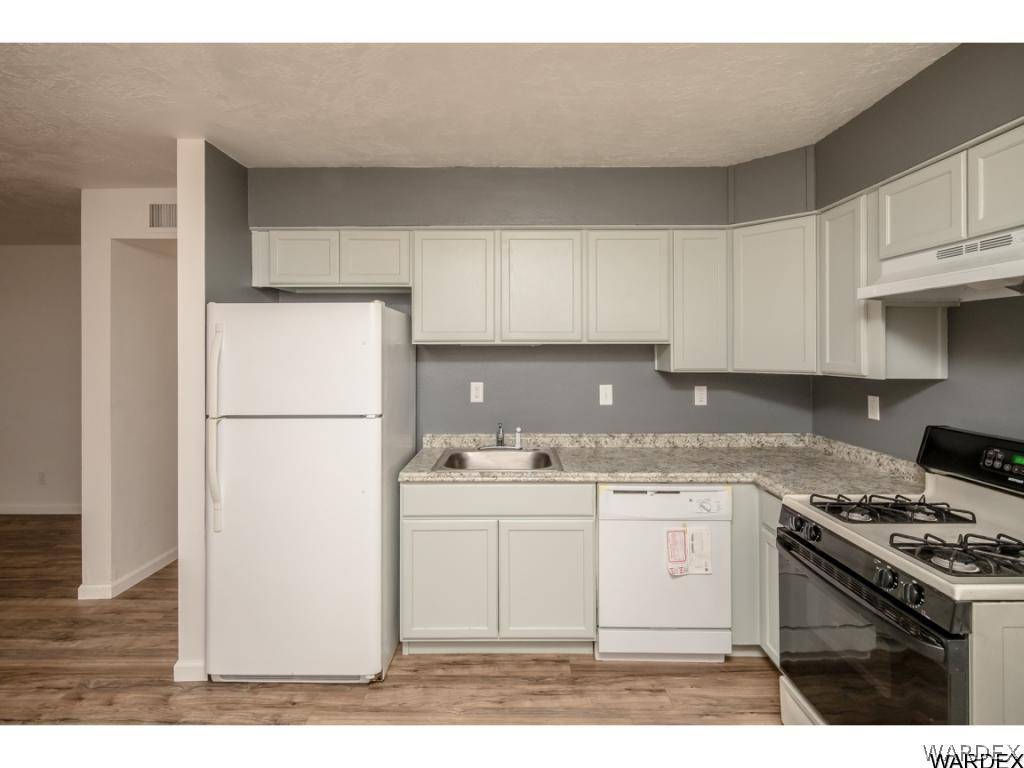 Kingman, AZ 86409,3230 E LASS AVE