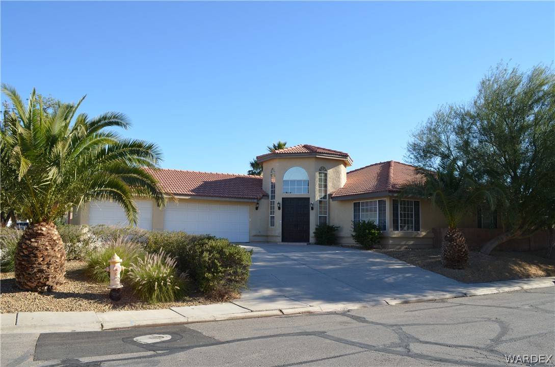 1148 Camino CV, Bullhead, AZ 86442