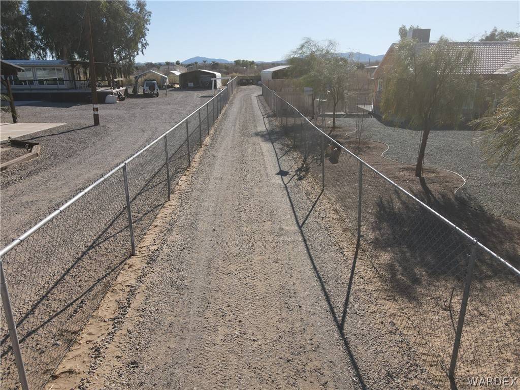 10181 S Honduras Rd, Mohave Valley, AZ 86440