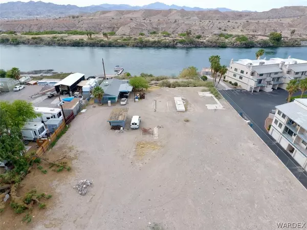 Bullhead City, AZ 86442,1685/1689 Highway 95