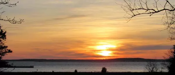 90 Old North Road, Pocasset, MA 02559
