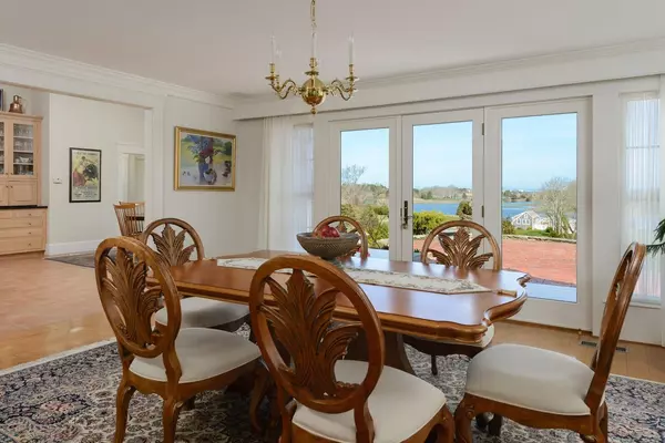 Yarmouth Port, MA 02675,36 Route 6A