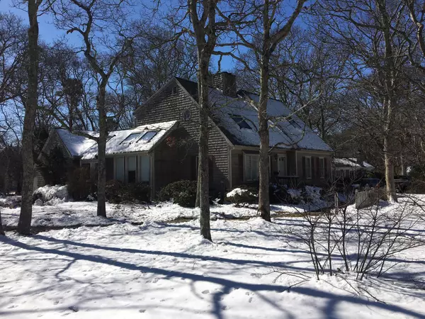 Barnstable, MA 02601,5 Sunny-wood Drive