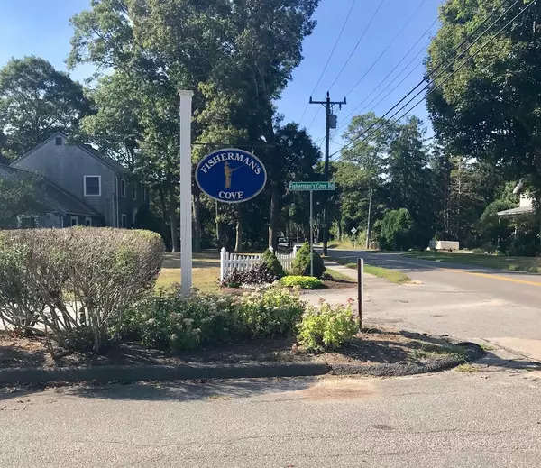 East Falmouth, MA 02536,23 Sailfish Drive