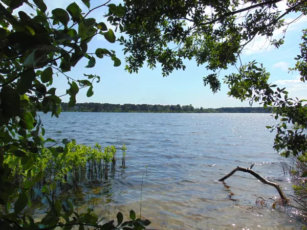Eastham, MA 02642,285 Great Pond Road