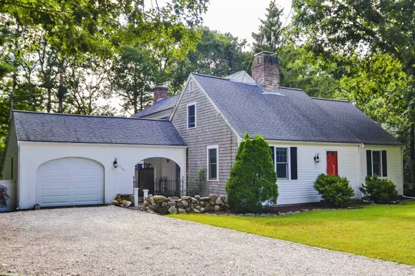 609 Lumbert Mill Road, Centerville, MA 02632