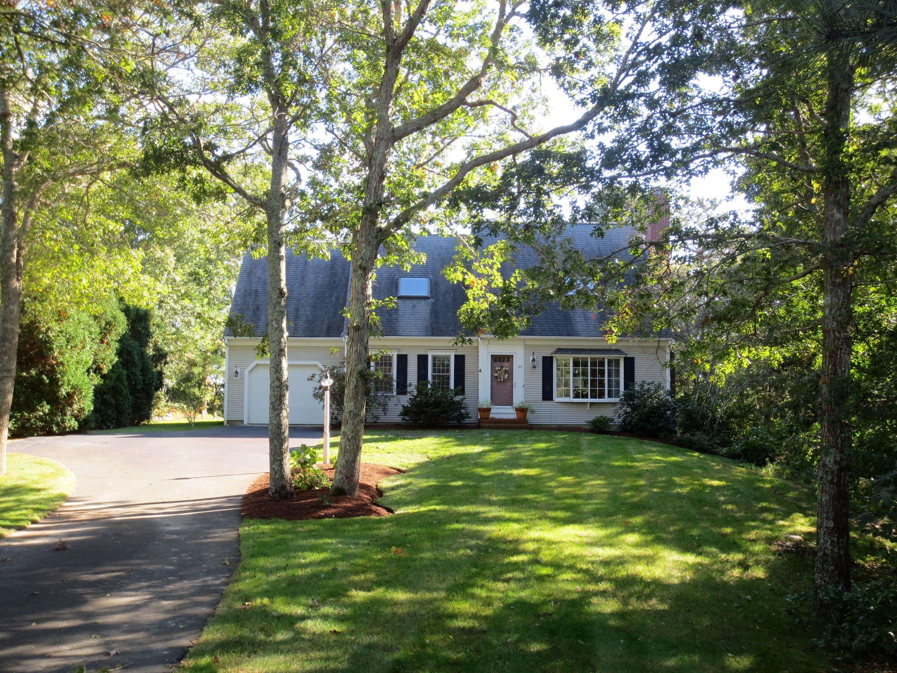 35 Stallion Way, Marstons Mills, MA 02648