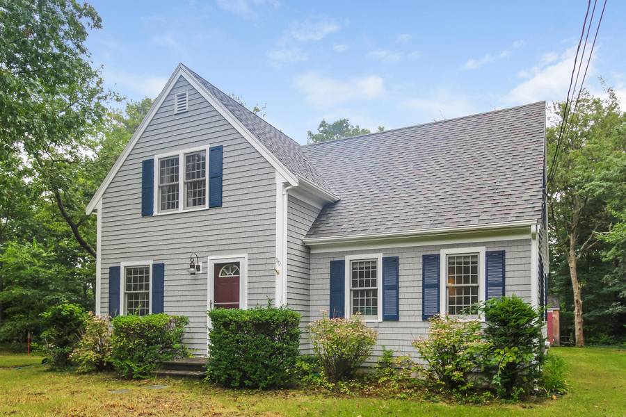 90 Uncle Barneys Road, West Dennis, MA 02670